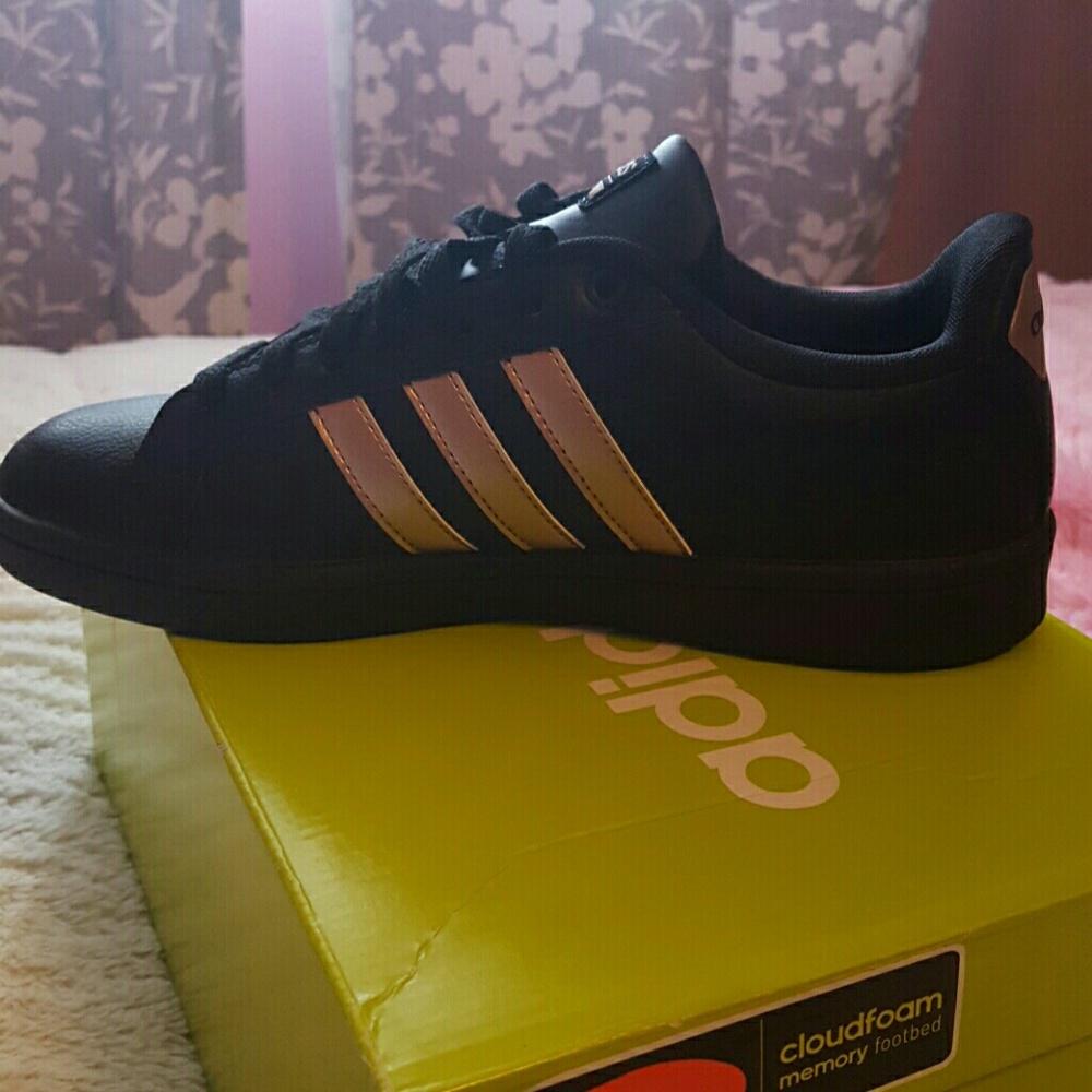 Adidas Neo Cloudfoam